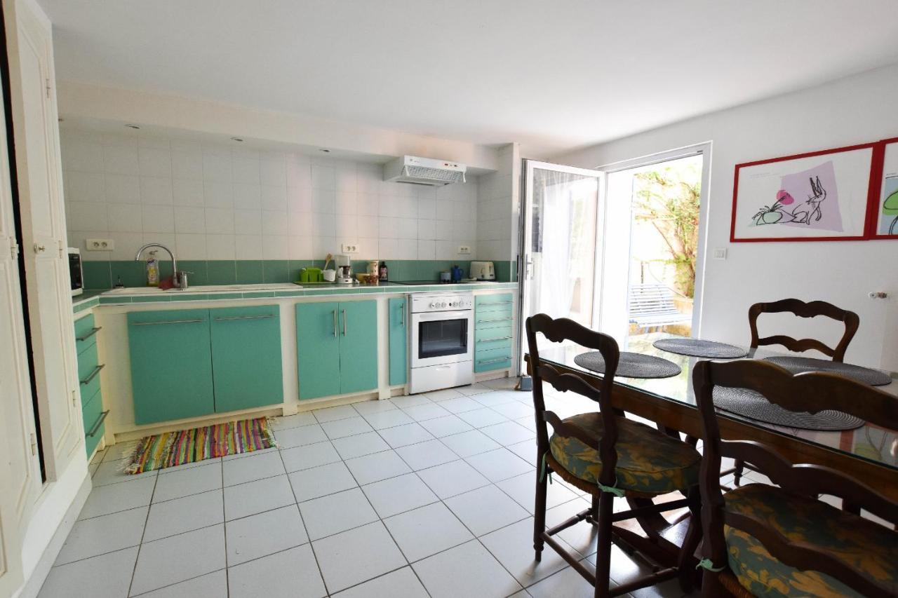 Ferienwohnung Moulin Rose, Parking - Jardin Arles Exterior foto